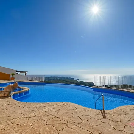 Casa Tranquilo Cumbre del Sol